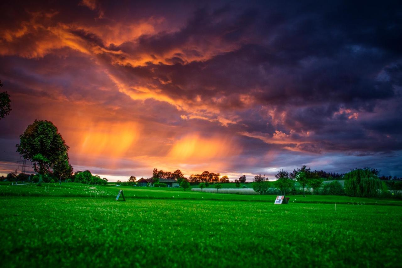 Og'S Golf Lodge Kematen an der Krems Exteriör bild